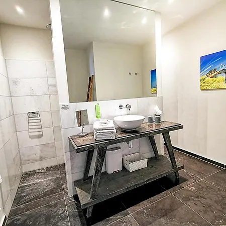Easy Living Hotel List