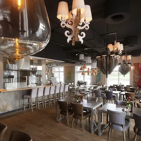 Hotel Easy Living 3*