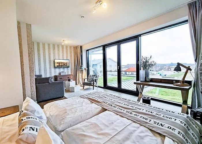 Hotel Easy Living 3*