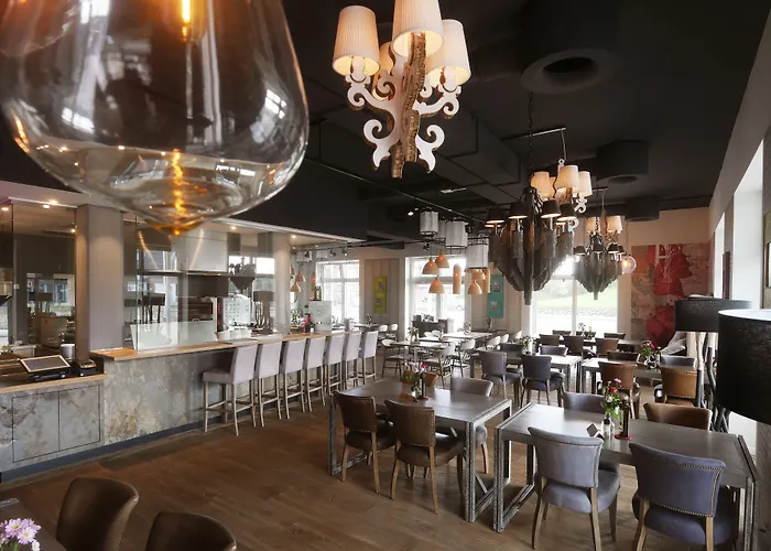 Hotel Easy Living 3*