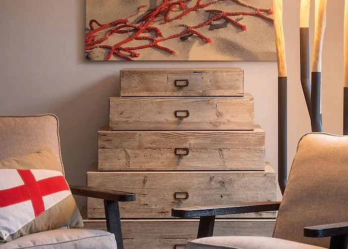 Hotel Easy Living 3*