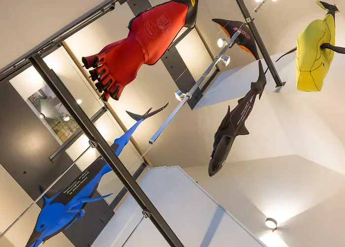 Hotel Easy Living List